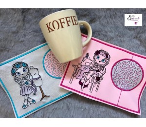 Stickserie ITH - Mug Rugs Sewing Girls